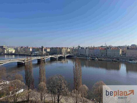 foto02_11504228_14zy6k.jpg
