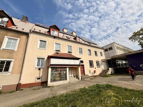 foto02_11490224_zpsw0.jpg