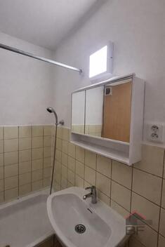 foto02_11475780_q48x4.jpg