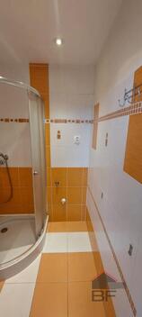 foto02_11543422_1ipxlc.jpg