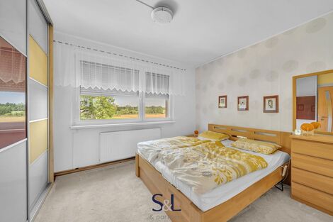 foto02_11517180_13w5b8.jpg