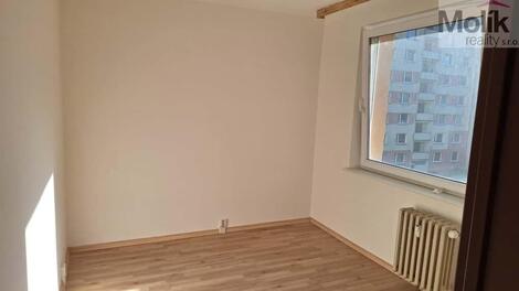 foto02_11382559_r70is.jpg