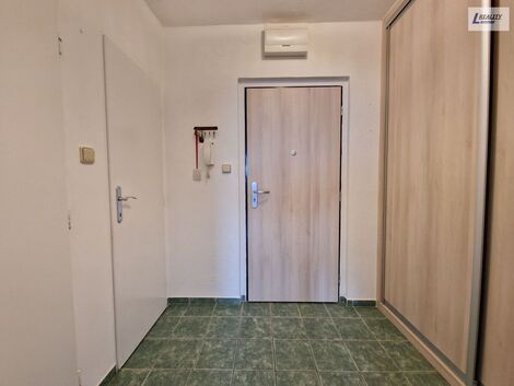 foto02_11533392_lhbns.jpg