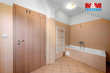 930/foto12_11484846_qa7t8.jpg