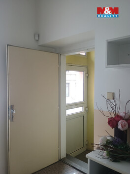 937/foto12_11471548_brhu0.jpg