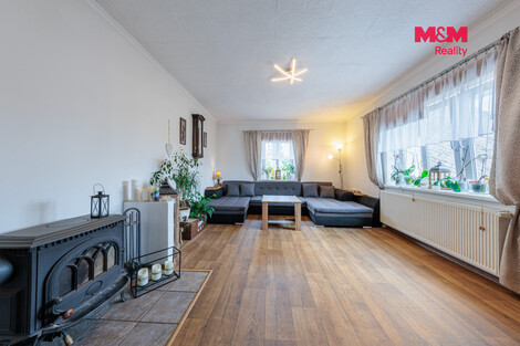 949/foto12_11524219_m5uas.jpg