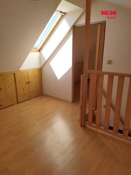 956/foto12_11557328_1k2gyw.jpg