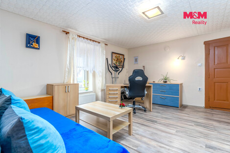 956/foto12_11560673_hoi1k.jpg