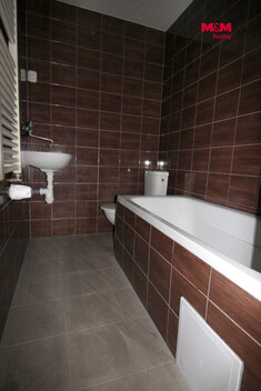 956/foto12_11561401_or7y8.jpg
