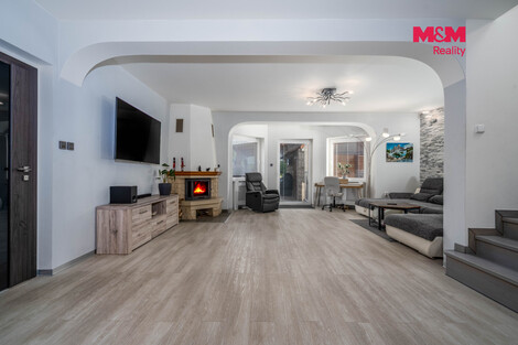 956/foto12_11562117_klsmo.jpg