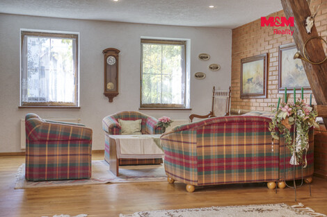 956/foto12_11565370_8arbo.jpg