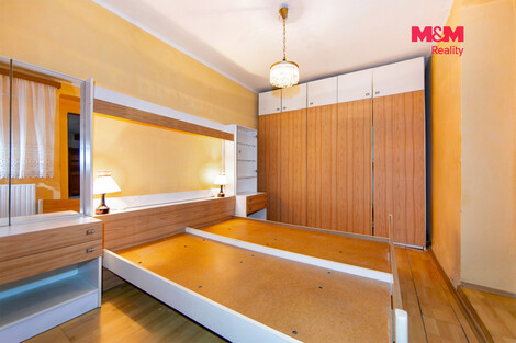 957/foto12_11562707_r3rs0.jpg