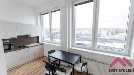 foto02_11383129_lekcs.jpg