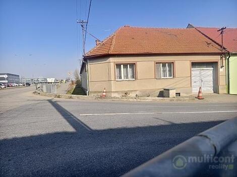 foto02_11465080_r8jb0.jpg