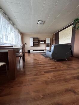 foto02_11358528_i6uug.jpg