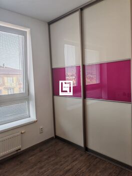 foto02_11481775_8suv8.jpg