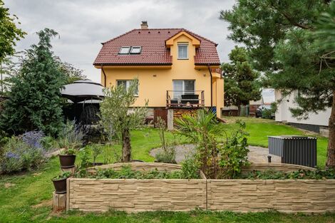 foto02_11554011_4916k.jpg