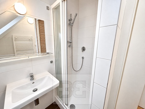 foto05_11570185_6d0ec.jpg