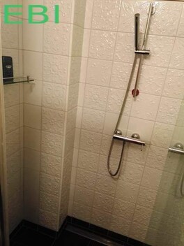 foto04_11558672_t1vmc.jpg