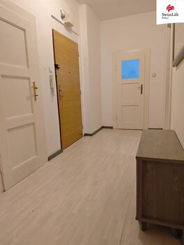 foto02_11373057_inh84.jpg