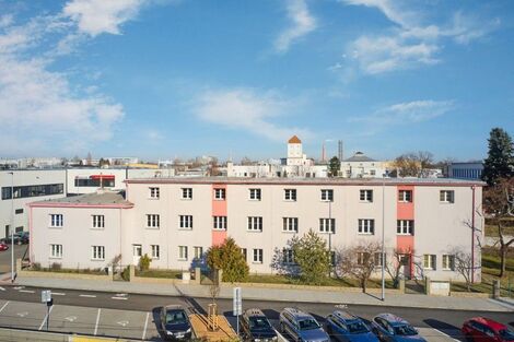 foto02_11219780_14bnew.jpg