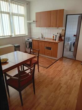 foto02_11541656_19j3sk.jpg