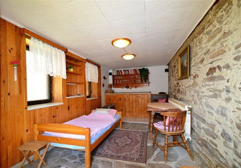 foto04_11343418_yekno.jpg