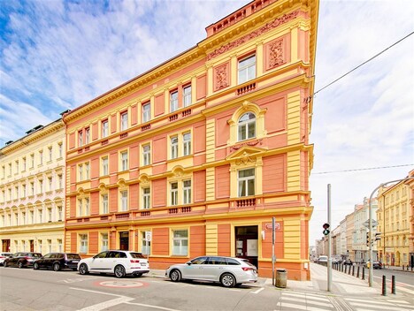 foto04_11374088_gre58.jpg