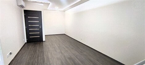 foto04_11345270_114hi4.jpg