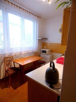 foto04_11299777_tyjs.jpg