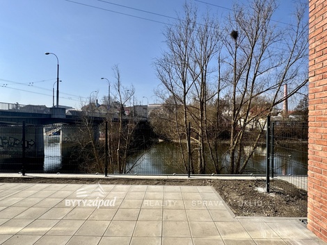 foto05_11547339_88hu.jpg
