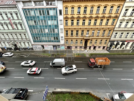 foto05_11490066_2vibg.jpg