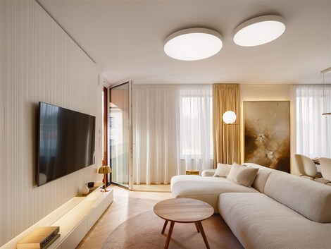 foto04_11490063_10lot0.jpg
