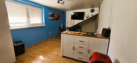 foto04_11352932_xxy1o.jpg