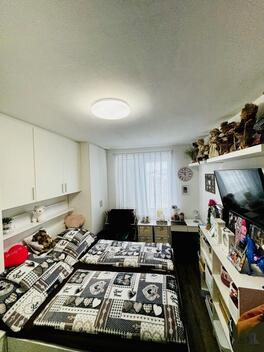 foto02_11468477_1b2rvs.jpg